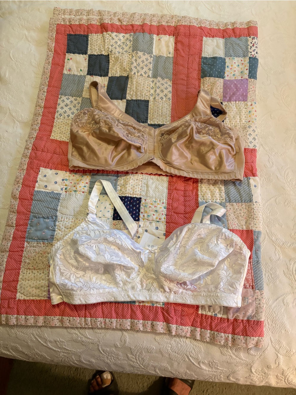 2 bras size 46C, Glamorise and Just my size
